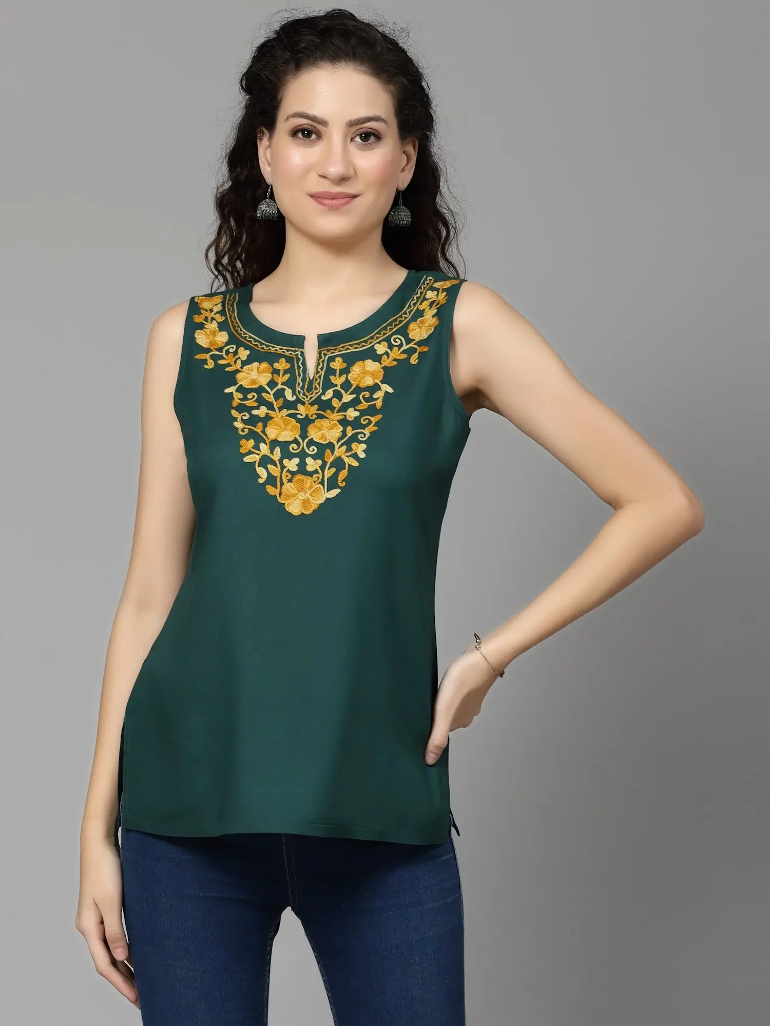 Green-Sleeveless-Aari-Short1-1.webp